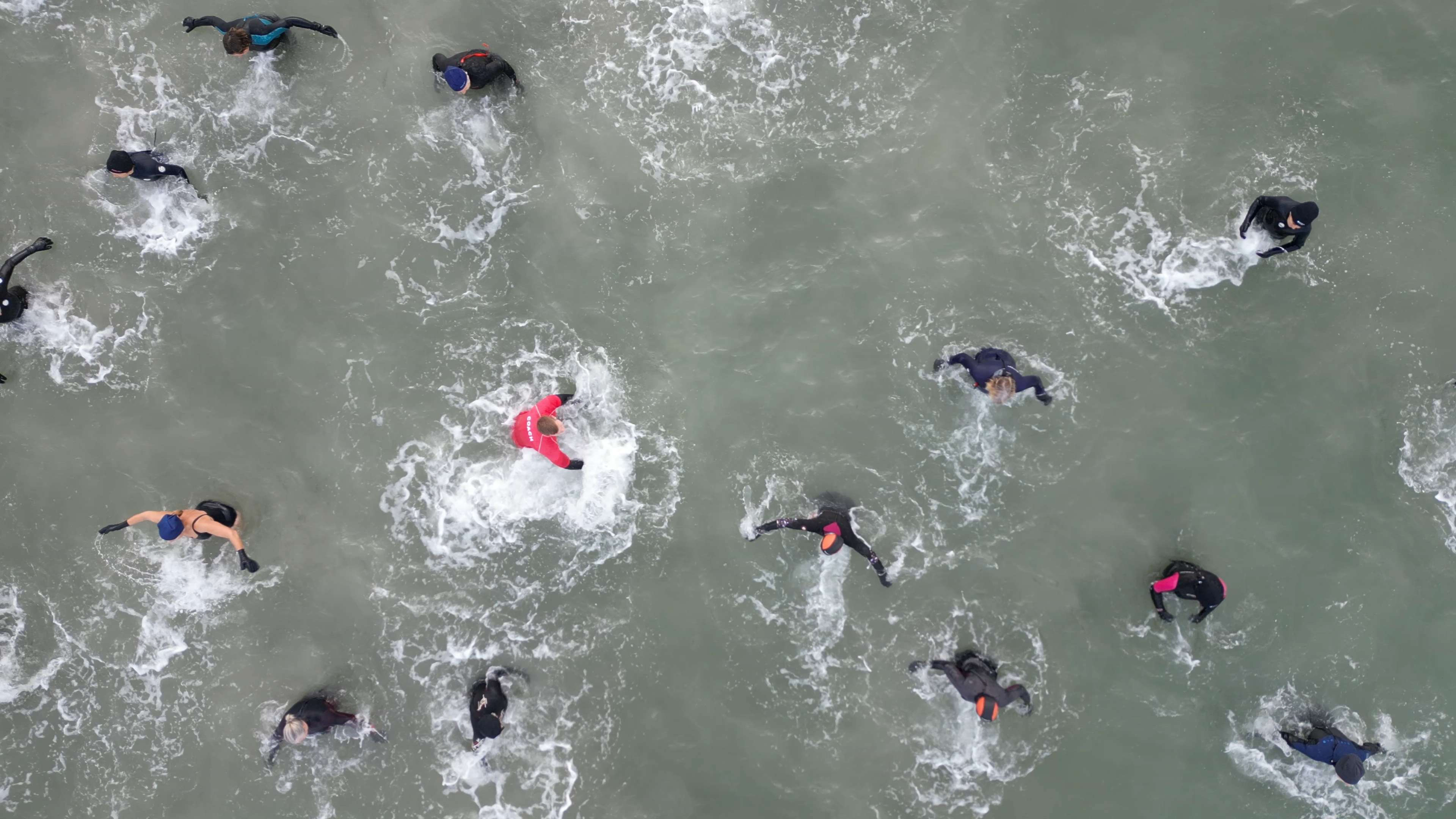 Séance d'Aquagym en mer, vue de haut